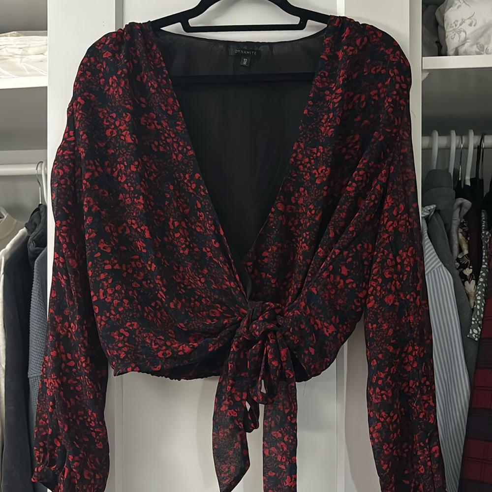 Dynamite wrap blouse